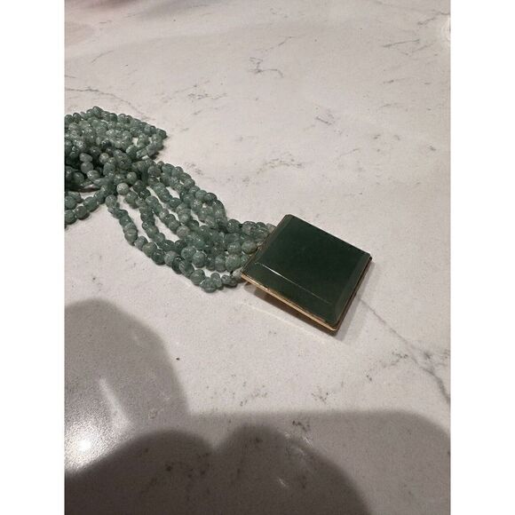 vintage aventurine stone Multi-Strand Green Bead Necklace w/ Square Back Clasp - Picture 7 of 11